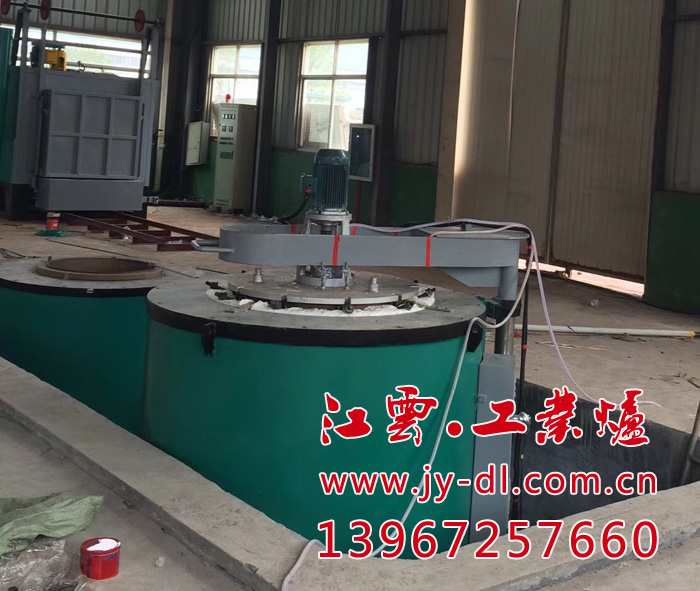 �F�U��̎���O(sh��)��